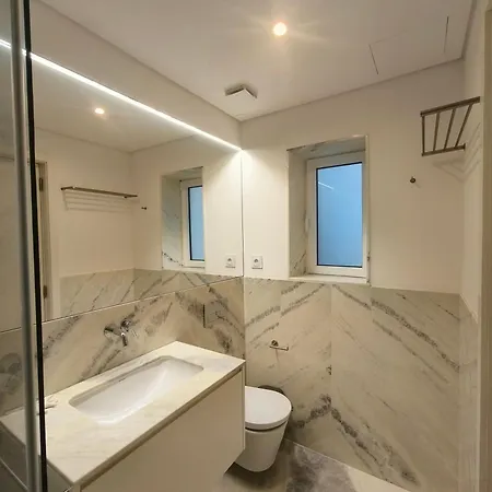 Apartment Carmo Cinema *