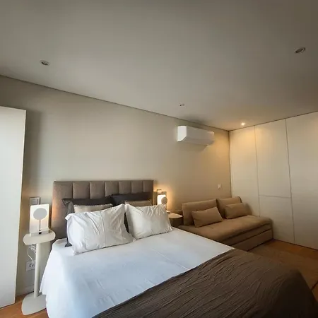 Carmo Cinema Apartment Porto
