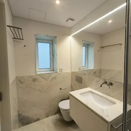 Apartment Carmo Cinema *